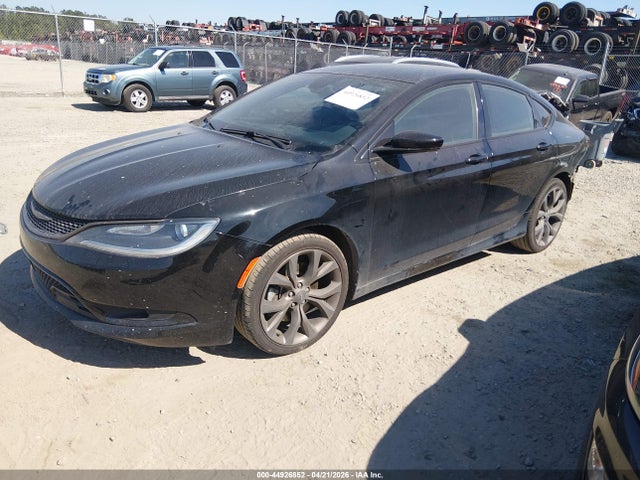 Chrysler 200 S