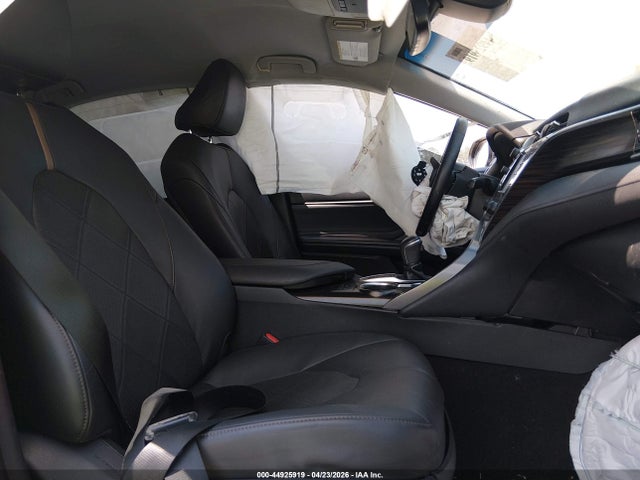 Toyota Camry Xle