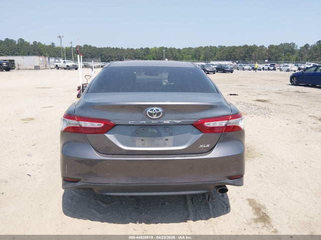 Toyota Camry Xle