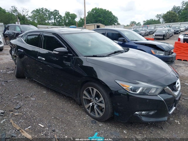 Salvage Nissan Maxima Image