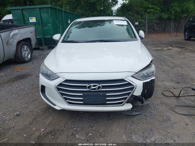Hyundai ELANTRA Sel