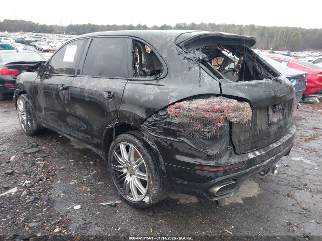 Porsche Cayenne Platinum Edition
