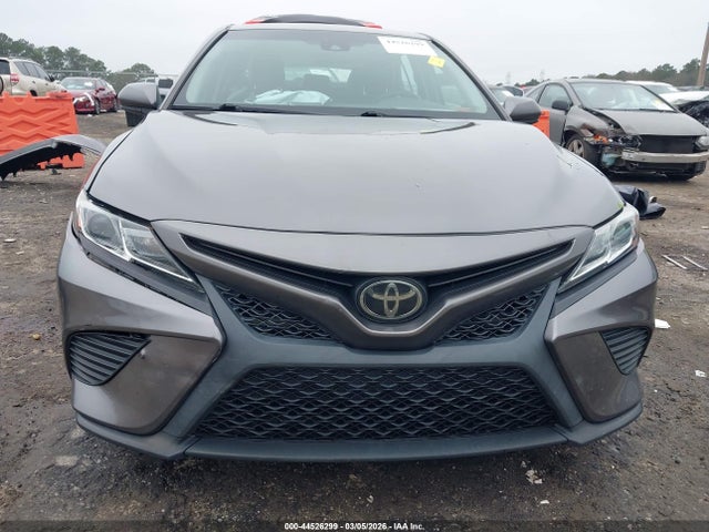 Toyota Camry Se