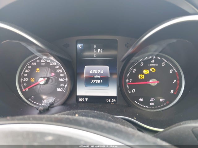 Mercedes-Benz C-Class Luxury
