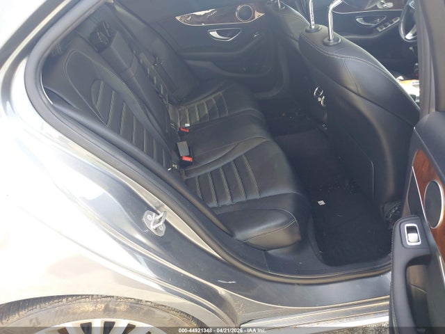 Mercedes-Benz C-Class Luxury