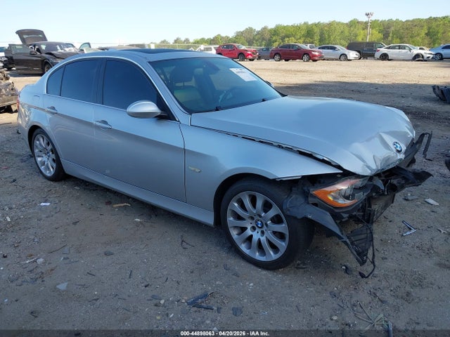 Salvage BMW 3 Series Image