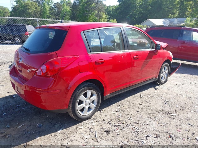 Nissan Versa 1.8sl