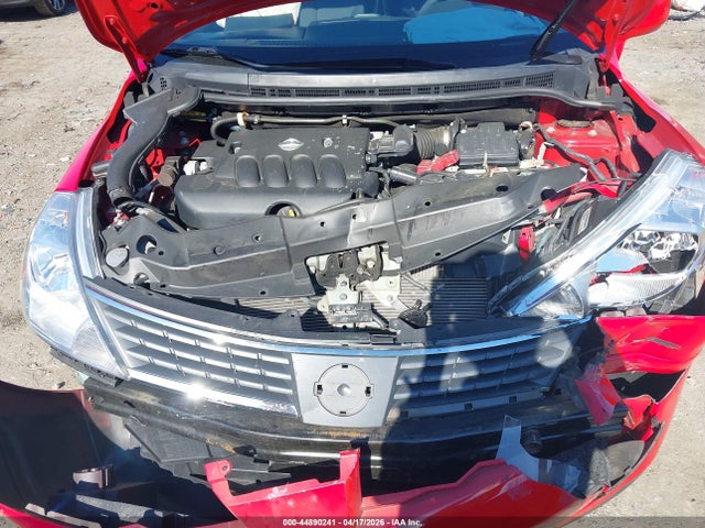 Nissan Versa 1.8sl
