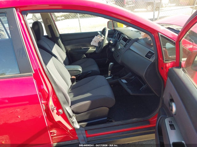 Nissan Versa 1.8sl