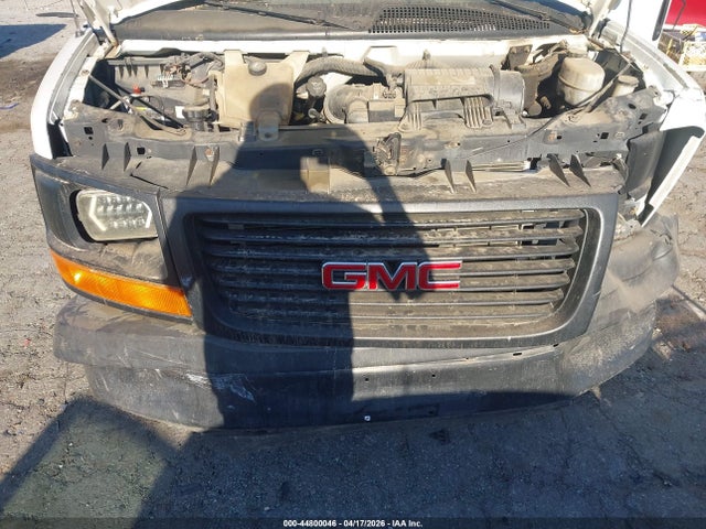 GMC Savana Work Van