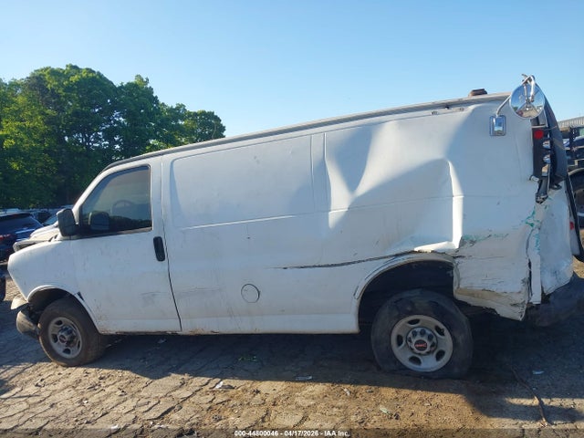 GMC Savana Work Van