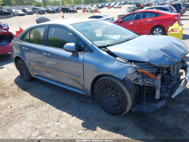 Salvage Toyota Corolla Image