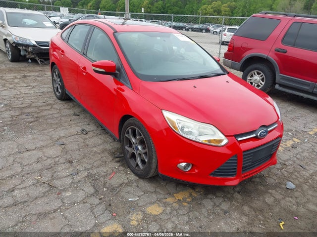 Salvage Ford Focus Image