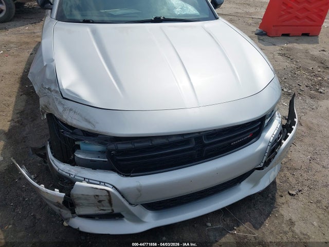 Dodge Charger Sxt
