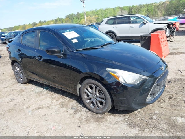 Salvage Toyota Yaris Image