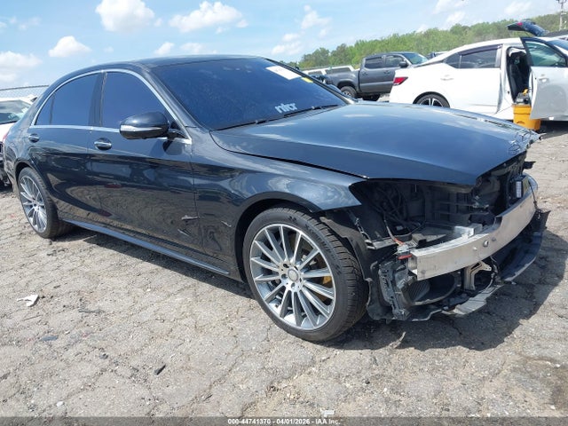 Salvage Mercedes-Benz S-Class Image