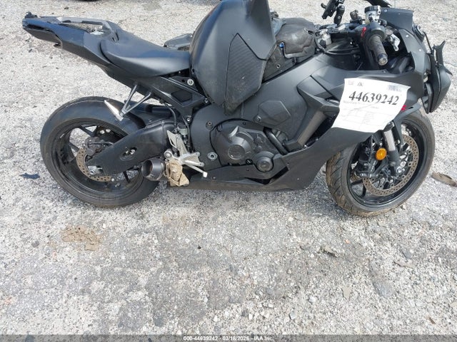 Honda Cbr1000 Ra