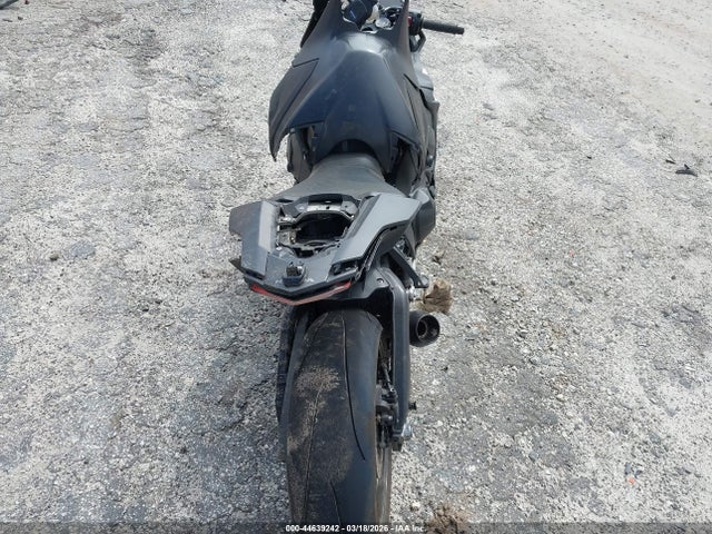 Honda Cbr1000 Ra