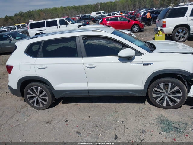 Volkswagen Taos 1.5t Se