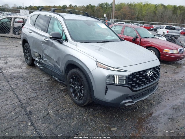 Salvage Hyundai SANTA FE Image