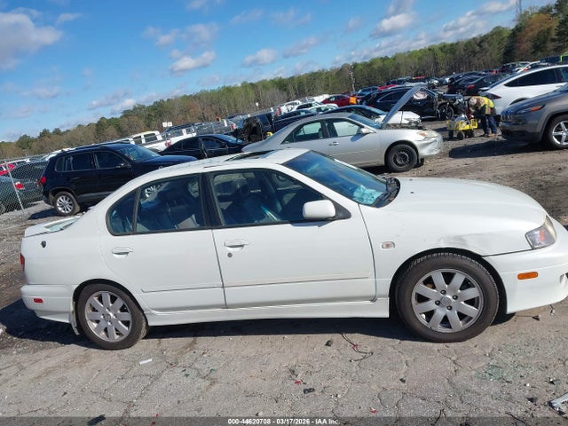 INFINITI G20 Luxury