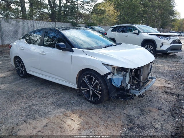 Salvage Nissan Sentra Image