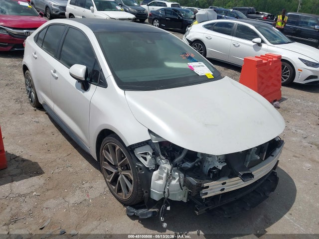 Salvage Toyota Corolla Image