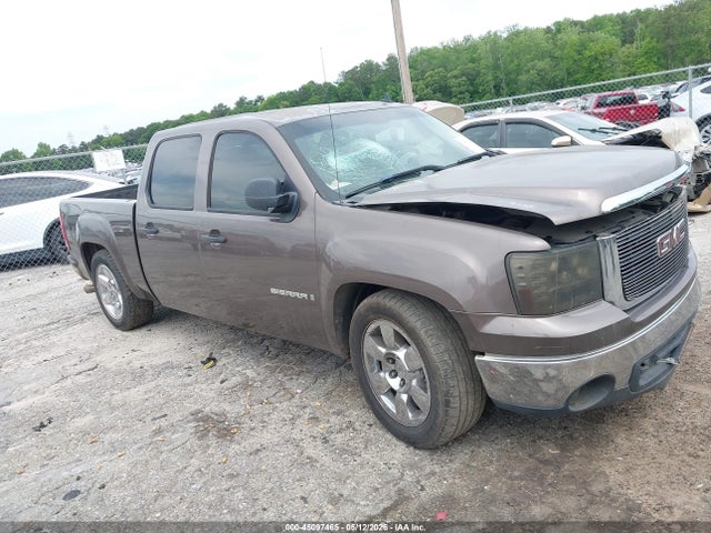 Salvage GMC Sierra 1500 Image