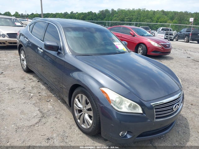 Salvage INFINITI M37 Image