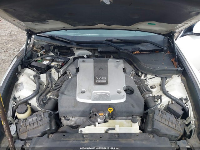 INFINITI G37 Journey