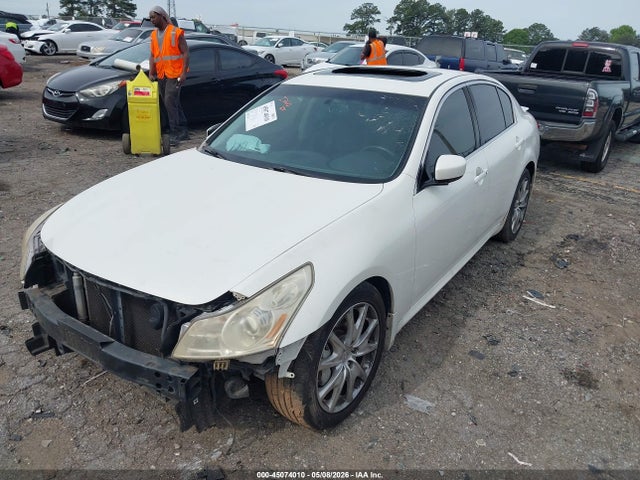 INFINITI G37 Journey