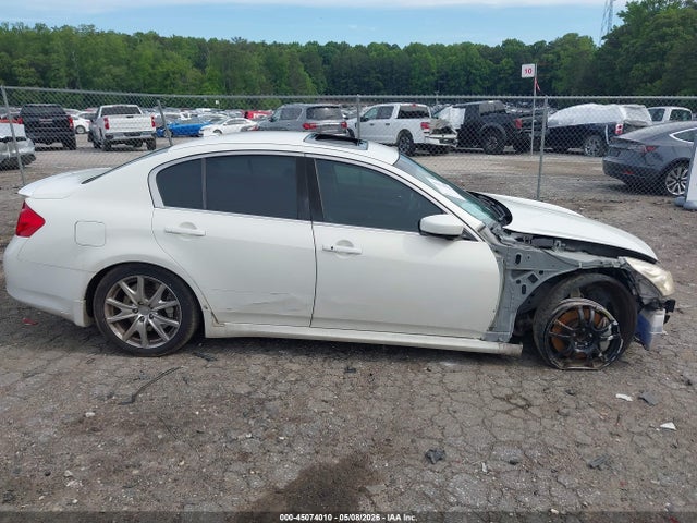 INFINITI G37 Journey