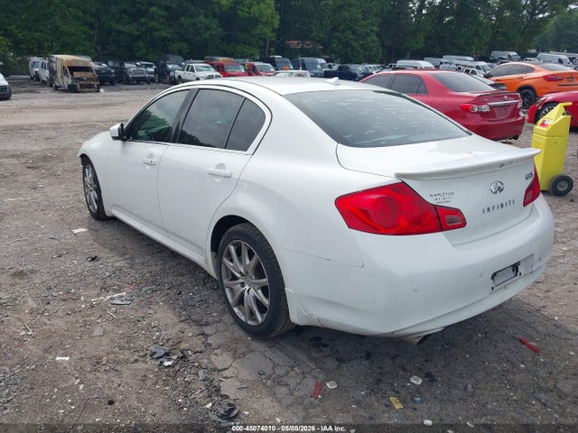 INFINITI G37 Journey