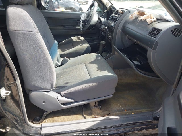 Nissan Frontier Xe-v6