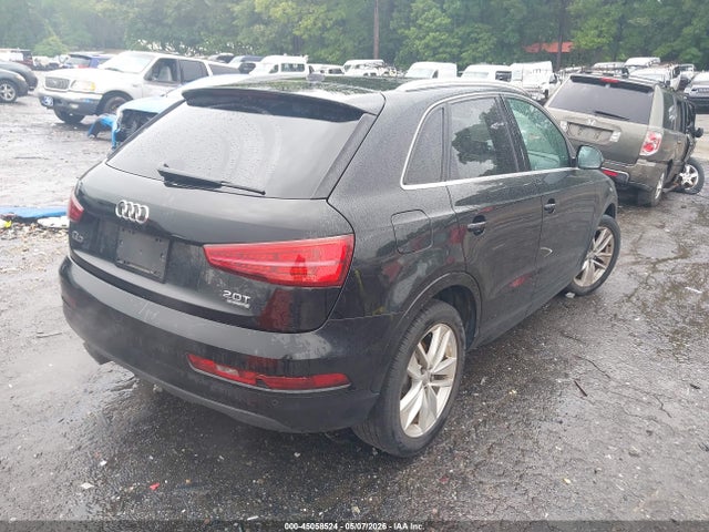 Audi Q3 2.0t Premium Plus