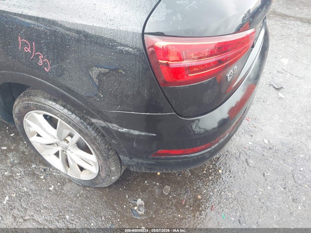 Audi Q3 2.0t Premium Plus