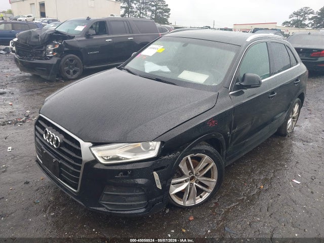 Audi Q3 2.0t Premium Plus