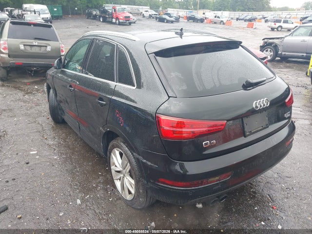 Audi Q3 2.0t Premium Plus