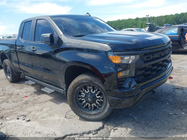 Salvage Chevrolet Silverado 1500 Image