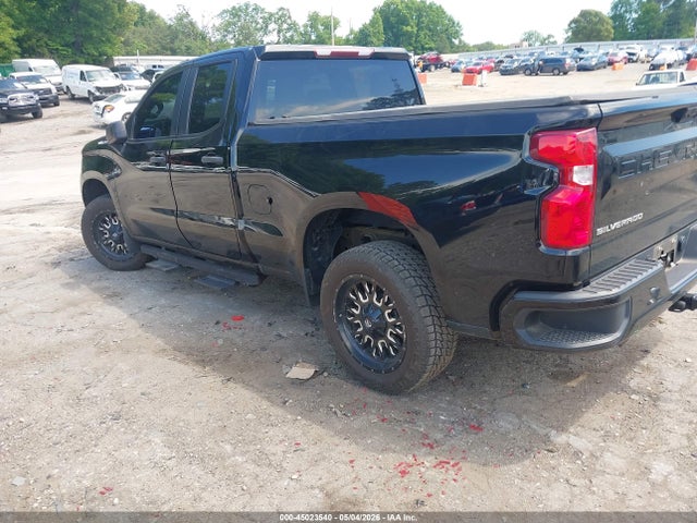 Chevrolet Silverado 1500 2wd  Standard Bed Custom