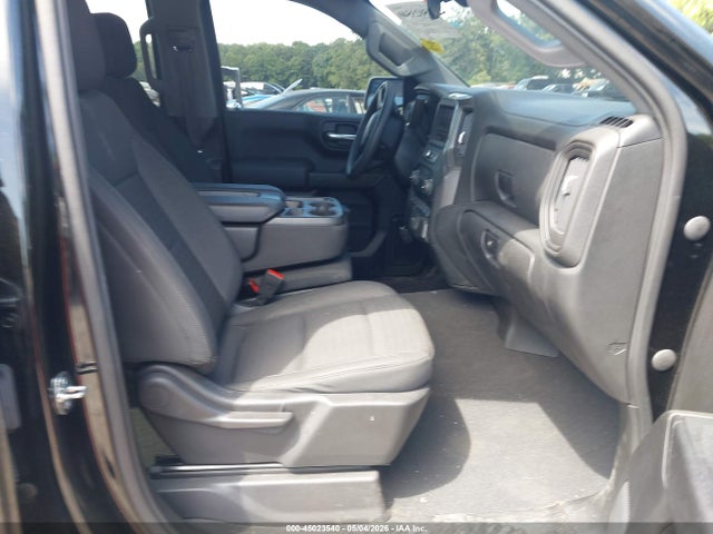 Chevrolet Silverado 1500 2wd  Standard Bed Custom