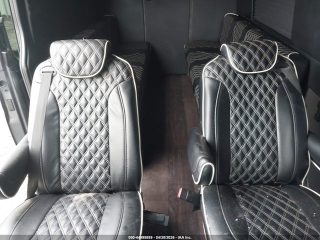 Mercedes-Benz Sprinter 2500 High Roof V6