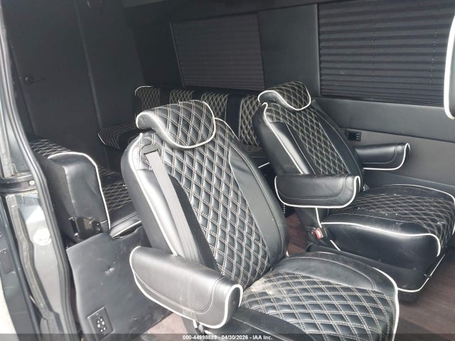 Mercedes-Benz Sprinter 2500 High Roof V6