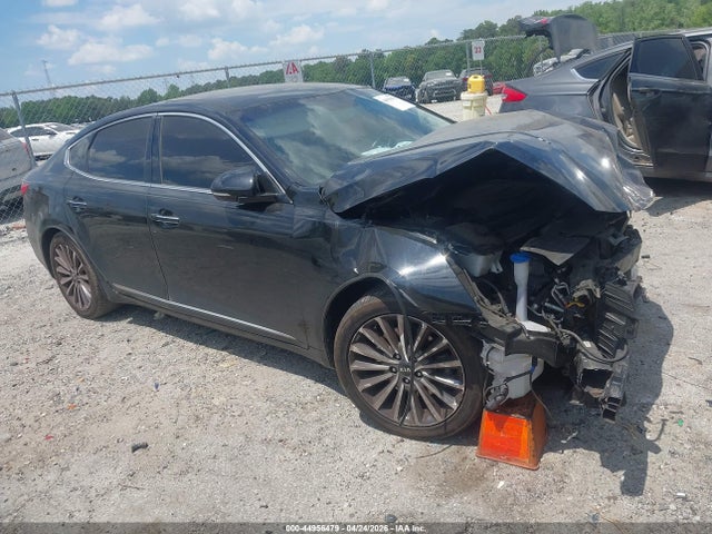 Salvage Kia Cadenza Image