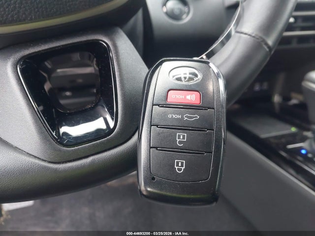 Toyota Camry Xse