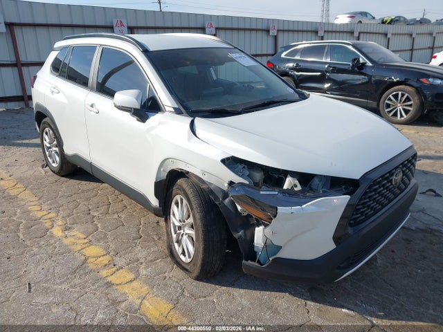 Salvage Toyota Corolla Image