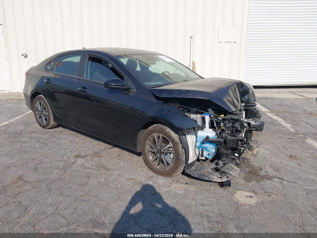 Salvage Kia Forte Image