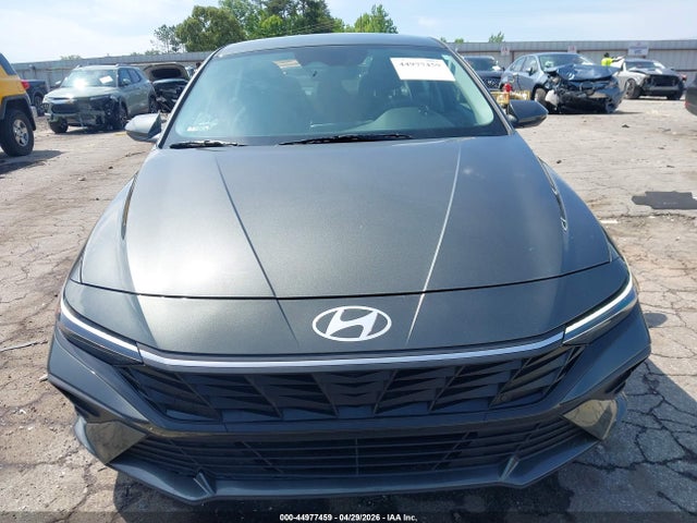 Hyundai ELANTRA Sel
