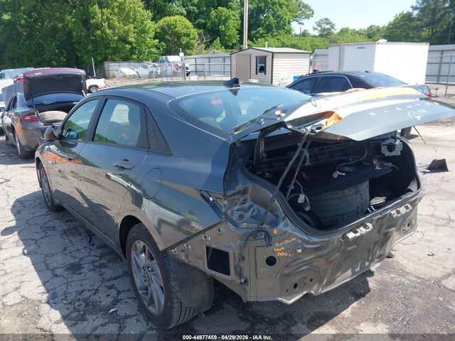 Hyundai ELANTRA Sel