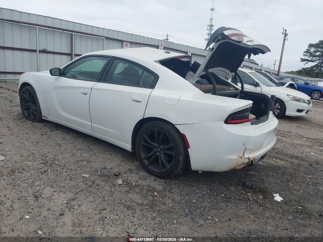 Dodge Charger Sxt Rwd